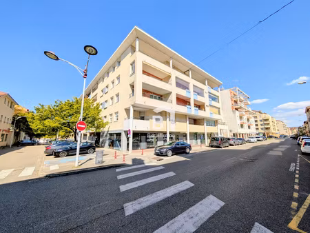 appartement hyper centre 70m2 avec ascenseur terrasse+garage