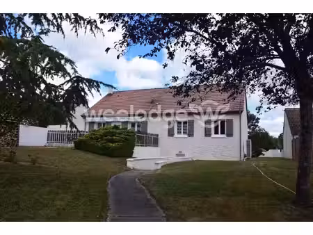 maison individuelle 4 chambres  106 m2  dpe c  terrain de 1167 m