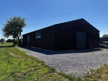 surface industrielle à vendre à les bons villers (vbe36785)