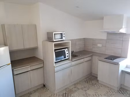 location appartement 2 pièces  32.47m²  limoux