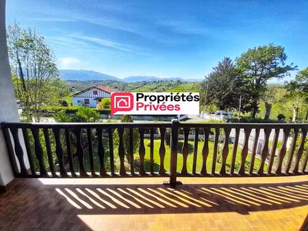 maison de caractère avec panorama exceptionnel sur les pyrénées