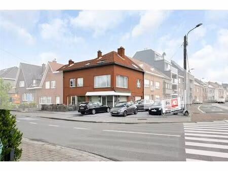 commercieel te koop in merchtem met 4 slaapkamers