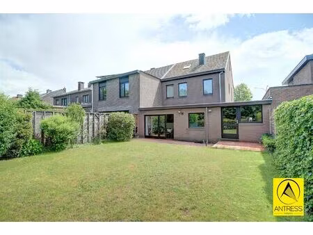 huis te koop in edegem met 5 slaapkamers