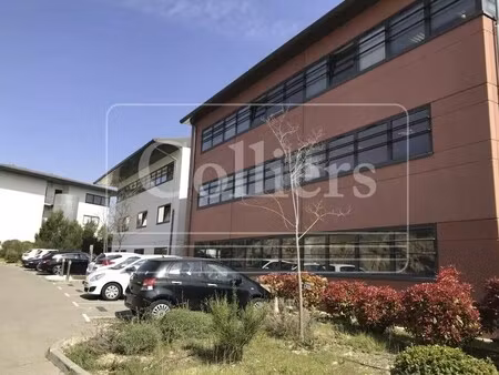 location bureaux 387 m² à 1 929 m²