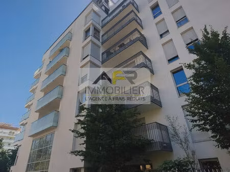 location appartement 4 pièces 92m²