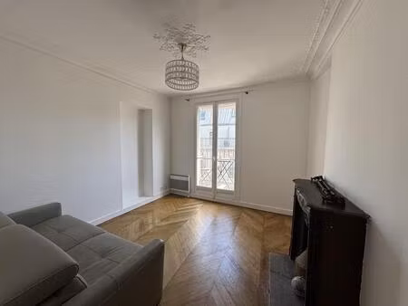 location appartement 2 pièces 44m² paris 8ème