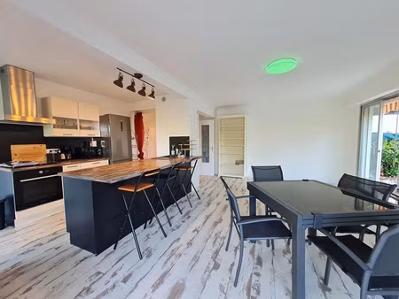 location appartement 2 pièces 68 m² à grasse (06130)