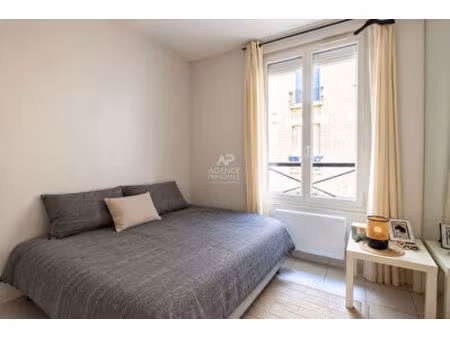 paris 9eme - en exclusivité - rue du faubourg poissonnière.
