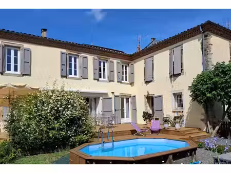 grande maison 270m2 avec 2 chambres d'hôtes dans le tarn