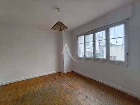 pau  appartement t1