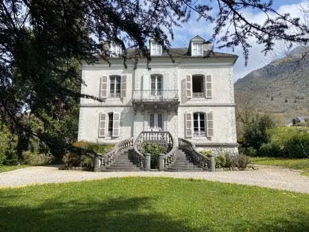 pyrenees atlantiques maison de maitre au coeur du valle d'ossau