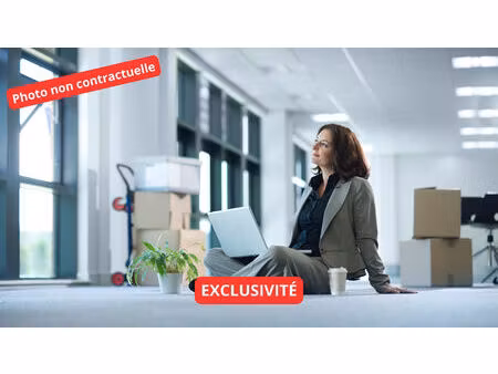 location local commercial