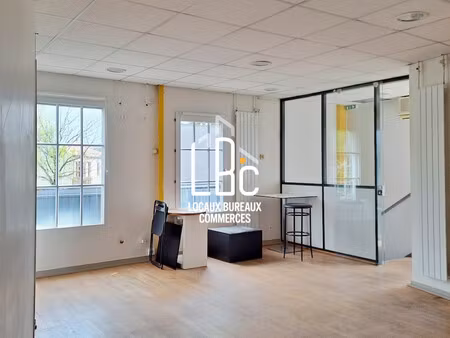 location local professionnel 65m² les sorinieres 44840