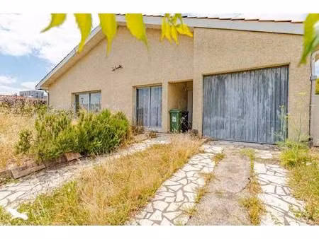 vente maison 4 pièces 102 m² carbon-blanc (33560)