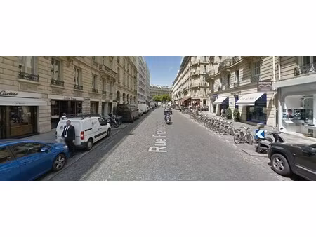 location commerce paris 75008 140m²
