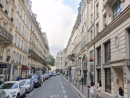 location commerce paris 75006 60m²