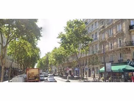 location commerce paris 75006 90m²