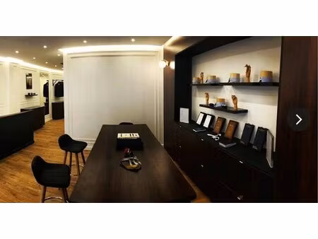 location commerce paris 75017 76m²