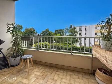 t3 - balcon - parking - proche métro