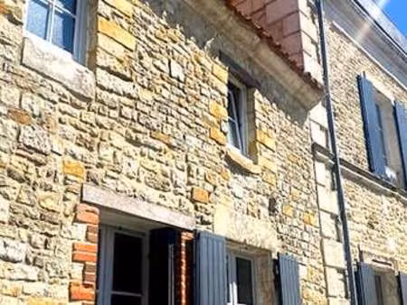 vente maison à sainte-hermine (85210) : à vendre / 146m² sainte-hermine