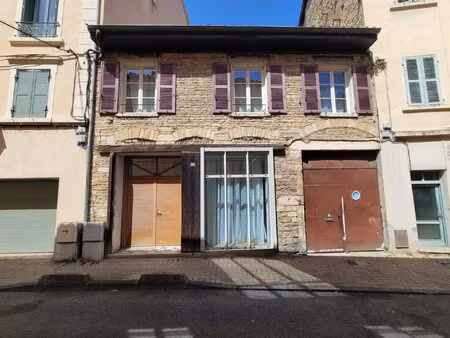 maison centre ville trévoux-170m2-garage- terrain 533m2
