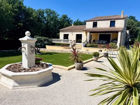 nathalie sinard vous présente en exclusivite : rochegude - maison entierement renovee haut
