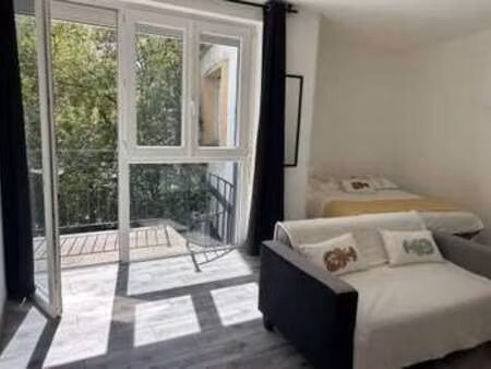 location appartement t1 meublé à lorient (56100) : à louer t1 meublé / 28m² lorient