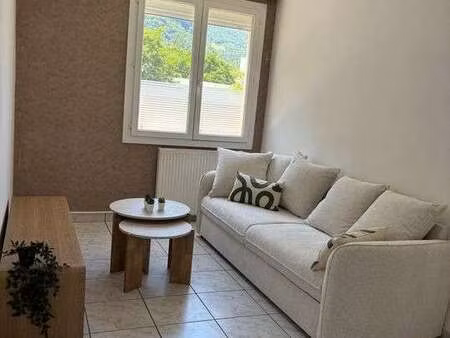 location appartement 3 pièces meublé à sassenage (38360) : à louer 3 pièces meublé / 67m² 