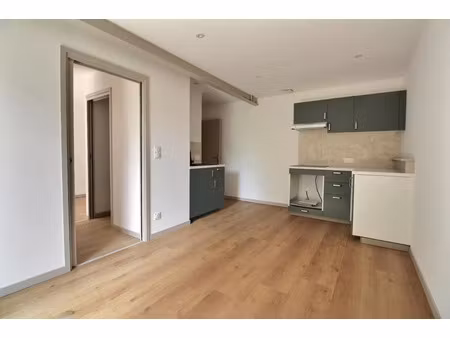 location appartement 1 pièce 28 m² à lavaur (81500)