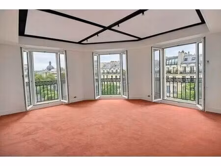location bureaux 372 m²