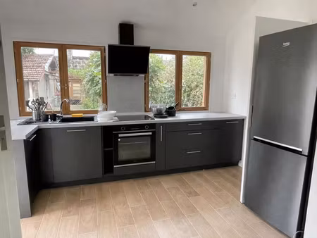 location maison 4 pièces 70 m² à bordeaux (33100)