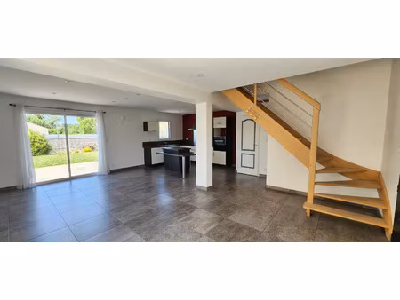 vente maison 4 pièces 88 m² buxerolles (86180)