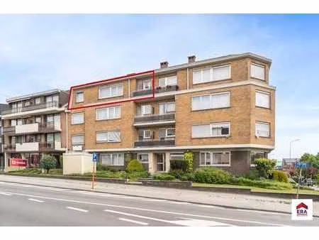 appartement spacieux 3 chambres et emplacement à wemmel