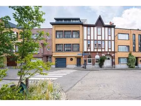 nieuw kwartier : bel-étage moderniste de georges sterckx