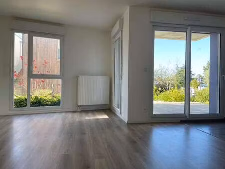 location appartement 3 pièces à saint-herblain (44800) : à louer 3 pièces / 63m² saint-her