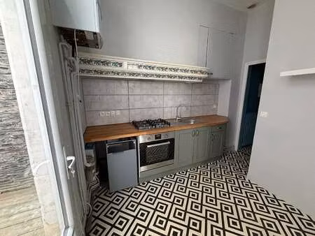 location appartement 2 pièces à angers (49000) : à louer 2 pièces / 41m² angers