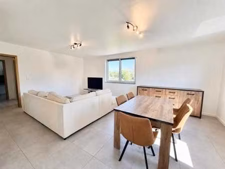 magnifique appartement dans un immeuble quasi neuf !