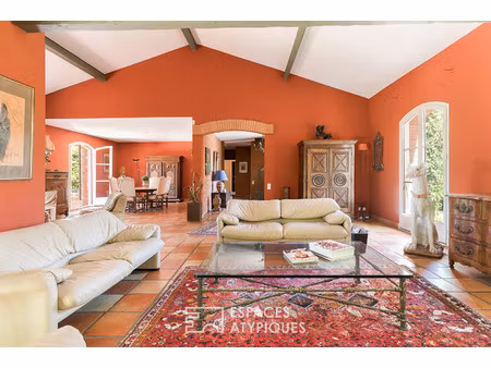 maison de luxe à vendre dans le quartier saint clair-coteaux