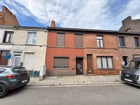 jolie maison de 2 chambres