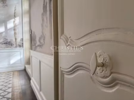 maison de luxe à vendre dans le quartier centre ville