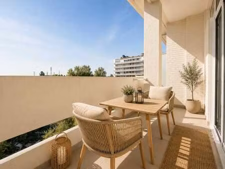 appartement rénové libre 126m² lumière et vues sur 3 façades