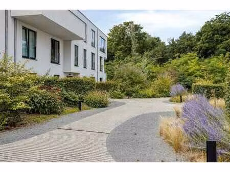 superbe appartement neuf au rdc avec 2 chambres  jardin et p