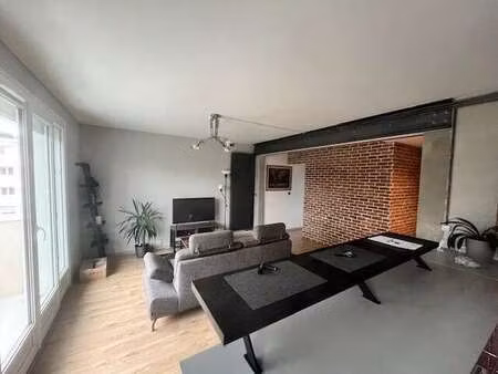 location appartement 3 pièces meublé à rezé (44400) : à louer 3 pièces meublé / 63m² rezé