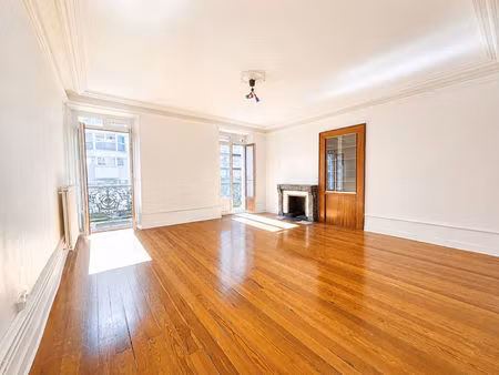 appartement de caractère -155 m²
