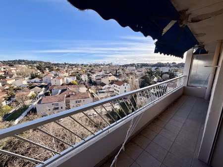toulon - aguillon - 3 pieces - ascenceur - cave