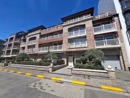 duplex d'exception baigné de lumière dans une résidence inte