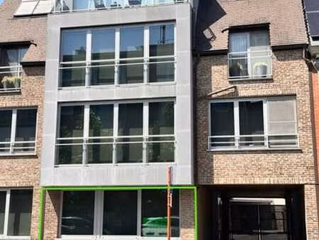 appartement au rez-de-chaussée avec 2 chambres à roeselare