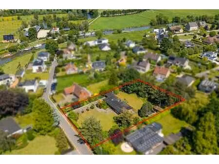 prachtige te renoveren en uit te breiden villa stapvoets ...