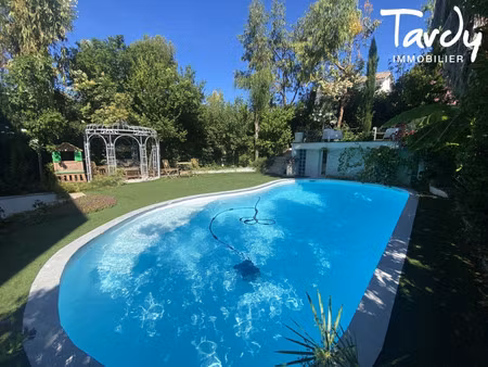 villa de luxe à vendre à marseille 7ème