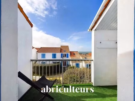 appartement 2 chambres avec balcon vue mer – rue de la pointe à l'herbaudière